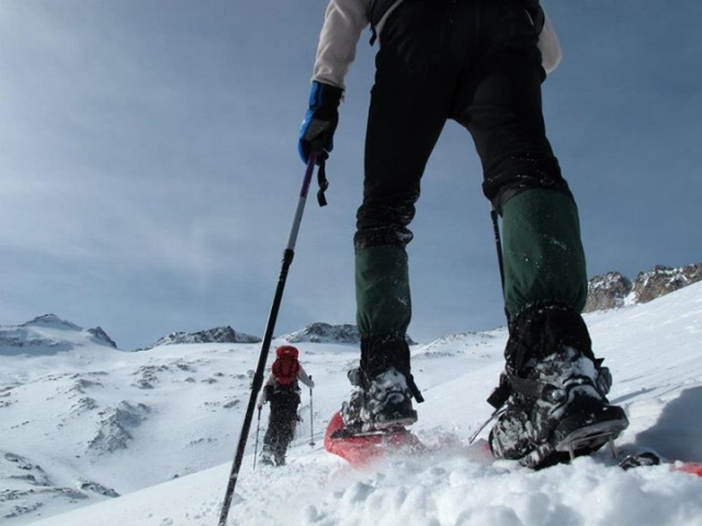 Aprende a andar en raquetas de nieve